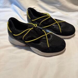 DKNY Black Leather Bungee Lace Sneakers Chunky Sole Women's 10